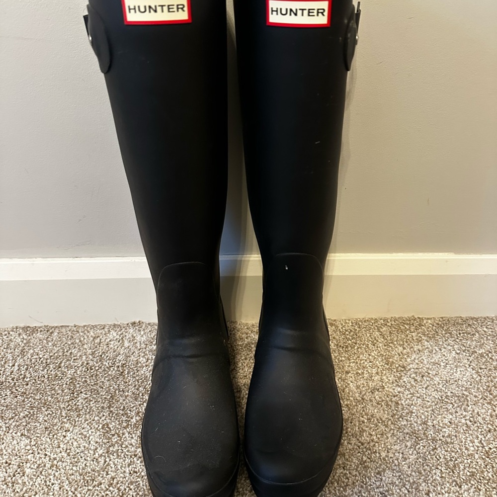 Hunter Classic Black Rain Boots